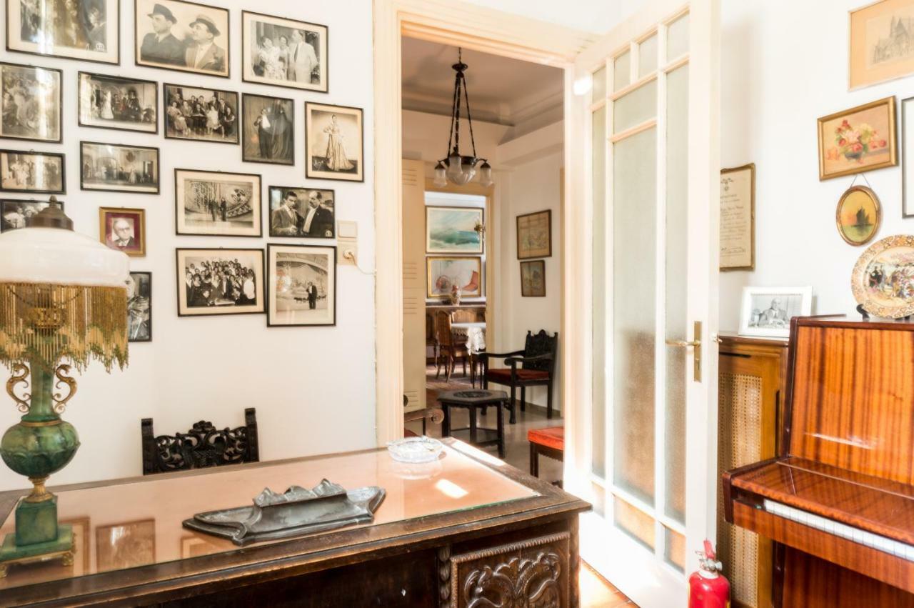 Plaka Vintage Lägenhet Aten Exteriör bild